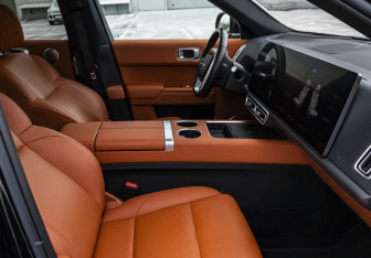 Подержанный автомобиль LiXiang L7 2023 года (10 фото)