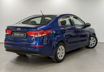 Подержанный автомобиль Kia Rio Sedan 2015 года (5 фото)