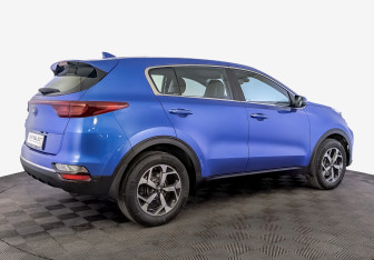 Подержанный автомобиль Kia Sportage 2021 года (5 фото)