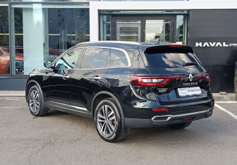 Подержанный автомобиль Renault Koleos 2018 года (7 фото)