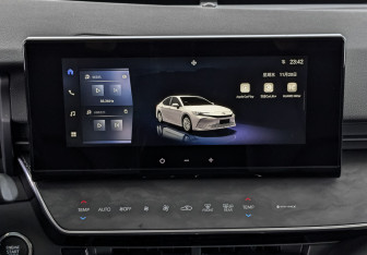 Новый Toyota Camry Sedan 2024 (11 фото)