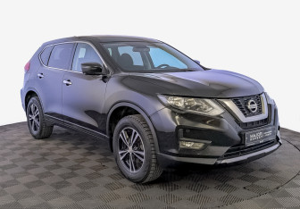 Подержанный автомобиль Nissan X-Trail 2018 года (3 фото)