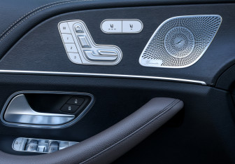 Подержанный автомобиль Mercedes-Benz GLE 2020 года (24 фото)