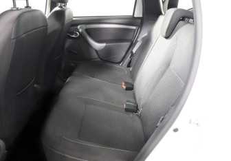 Подержанный автомобиль Renault Duster 2020 года (10 фото)