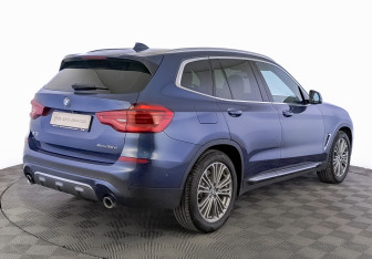 Подержанный автомобиль BMW X3 2018 года (5 фото)