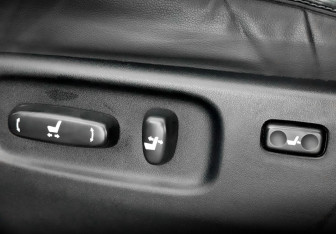 Подержанный автомобиль Toyota Land Cruiser Suv 2019 года (21 фото)