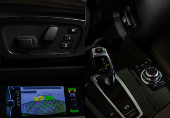 Подержанный автомобиль BMW X3 2012 года (14 фото)