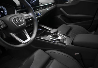 Подержанный автомобиль Audi A5 Liftback 2023 года (7 фото)