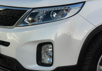 Подержанный автомобиль Kia Sorento 2017 года (14 фото)