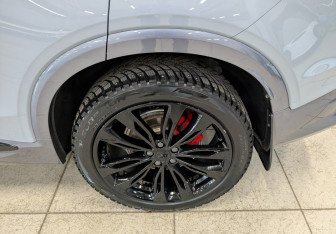 Подержанный автомобиль Geely Tugella 2022 года (12 фото)