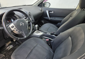 Подержанный автомобиль Nissan Qashqai 2010 года (9 фото)