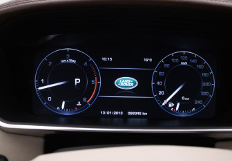 Подержанный автомобиль Land Rover Range Rover 2013 года (12 фото)