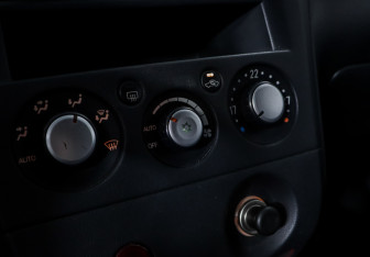 Подержанный автомобиль Mitsubishi Outlander 2007 года (7 фото)