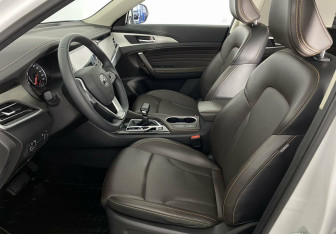 Подержанный автомобиль Changan CS35PLUS 2021 года (6 фото)