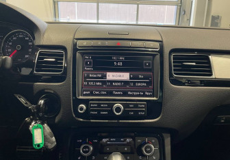 Подержанный автомобиль Volkswagen Touareg 2017 года (16 фото)