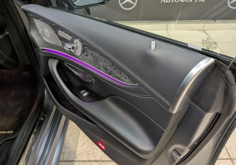 Подержанный автомобиль Mercedes-Benz AMG GT Liftback 2021 года (14 фото)