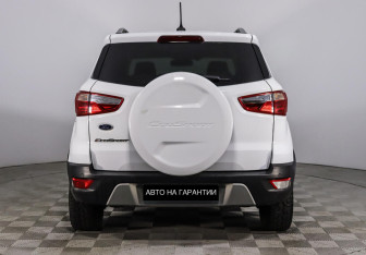 Подержанный автомобиль Ford EcoSport 2018 года (6 фото)