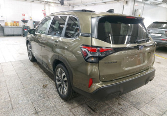 Новый Subaru Forester Suv 2025 (3 фото)