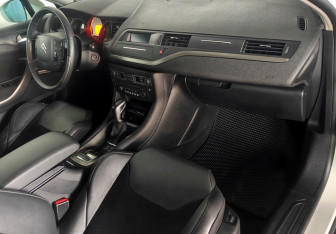 Подержанный автомобиль Citroen C5 Wagon 2014 года (10 фото)