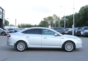 Подержанный автомобиль Ford Mondeo Sedan 2011 года (4 фото)