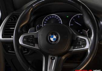 Подержанный автомобиль BMW X3 2018 года (14 фото)