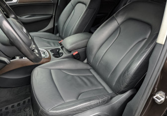 Подержанный автомобиль Audi Q5 2015 года (18 фото)