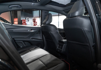 Новый Toyota Camry Sedan 2025 (16 фото)
