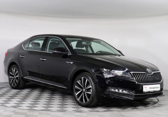 Подержанный автомобиль Skoda Superb Liftback 2025 года (3 фото)
