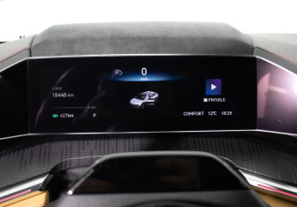 Подержанный автомобиль Zeekr 001 2023 года (12 фото)