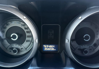 Подержанный автомобиль Mitsubishi Pajero 2008 года (13 фото)