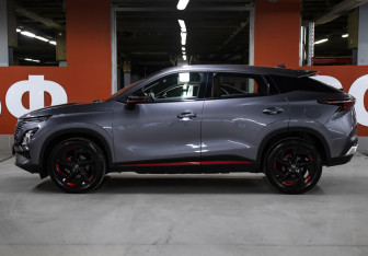 Подержанный автомобиль Omoda C5 2022 года (8 фото)