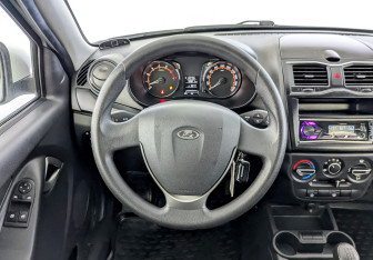Подержанный автомобиль LADA (ВАЗ) Granta Sedan 2022 года (21 фото)