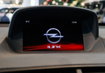 Подержанный автомобиль Opel Mokka 2014 года (10 фото)