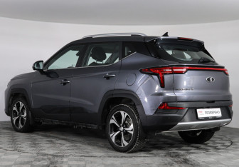 Подержанный автомобиль Москвич 3 2023 года (7 фото)