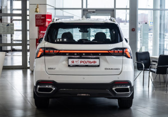 Новый Geely Okavango 2025 (5 фото)