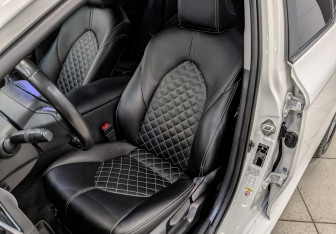 Подержанный автомобиль Toyota Camry Sedan 2018 года (20 фото)
