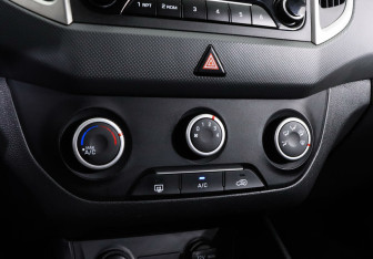 Подержанный автомобиль Hyundai Creta 2017 года (10 фото)