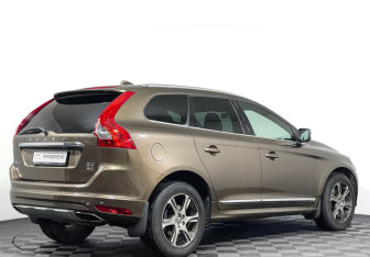 Подержанный автомобиль Volvo XC60 2014 года (5 фото)