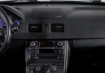 Подержанный автомобиль Volvo XC90 2008 года (13 фото)