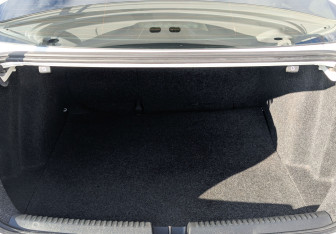 Подержанный автомобиль Volkswagen Jetta Sedan 2016 года (10 фото)