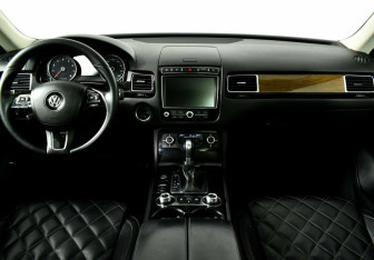 Подержанный автомобиль Volkswagen Touareg 2017 года (6 фото)