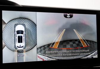 Подержанный автомобиль Changan UNI-K 2023 года (23 фото)