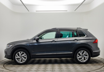 Подержанный автомобиль Volkswagen Tiguan 2021 года (2 фото)