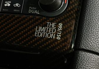 Подержанный автомобиль Infiniti FX 2010 года (17 фото)