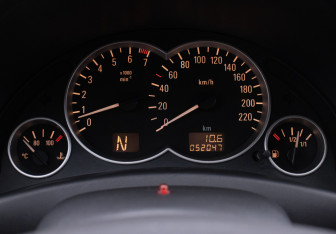 Подержанный автомобиль Opel Corsa 2005 года (12 фото)