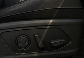 Подержанный автомобиль Kia Sorento 2021 года (33 фото)