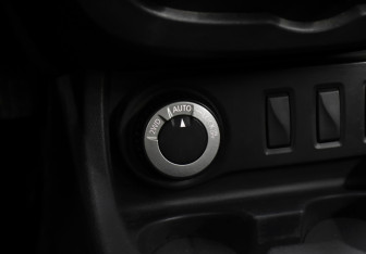 Подержанный автомобиль Renault Duster 2016 года (18 фото)