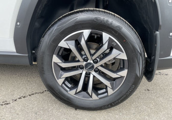 Подержанный автомобиль Haval H7 2025 года (12 фото)