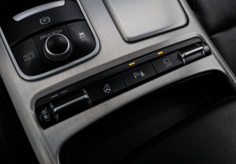 Подержанный автомобиль Kia Stinger 2019 года (30 фото)