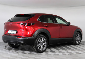 Подержанный автомобиль Mazda CX-30 2021 года (5 фото)